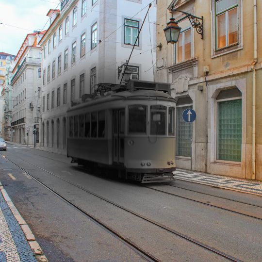 Imagem de um elétrico numa visão com escotoma central grau 1